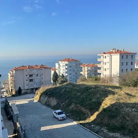 Διαμέρισμα Yalova Three Bedrooms Çınarcık