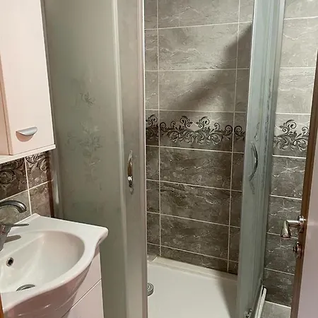 Διαμέρισμα Yalova Three Bedrooms *